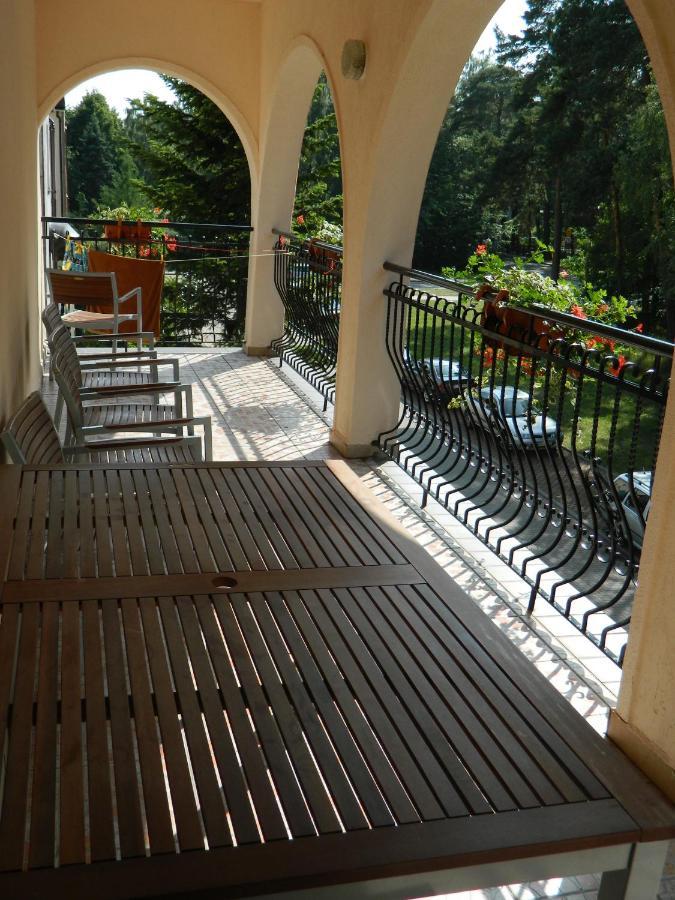 Pod Arkadami Hotel Darłówko Eksteriør billede