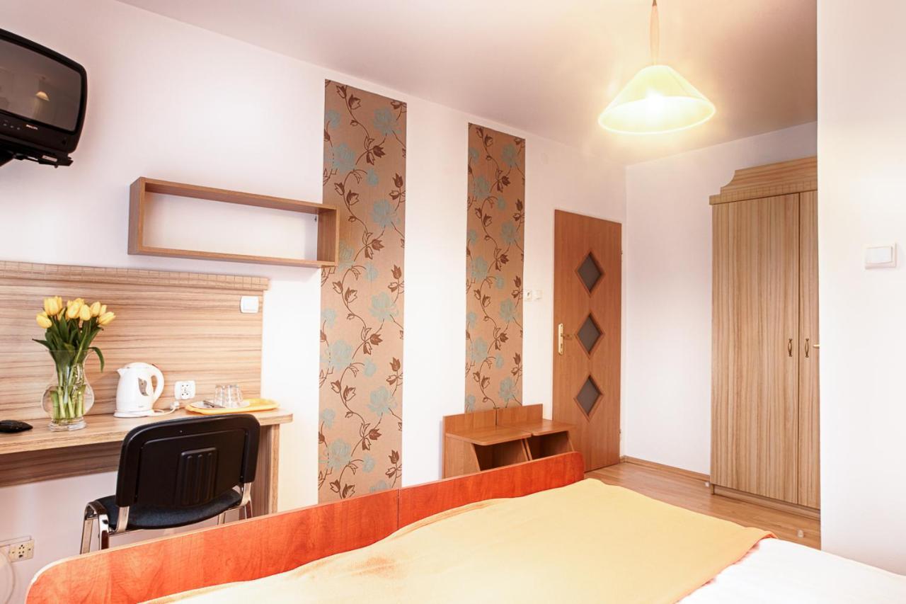 Pod Arkadami Hotel Darłówko Eksteriør billede