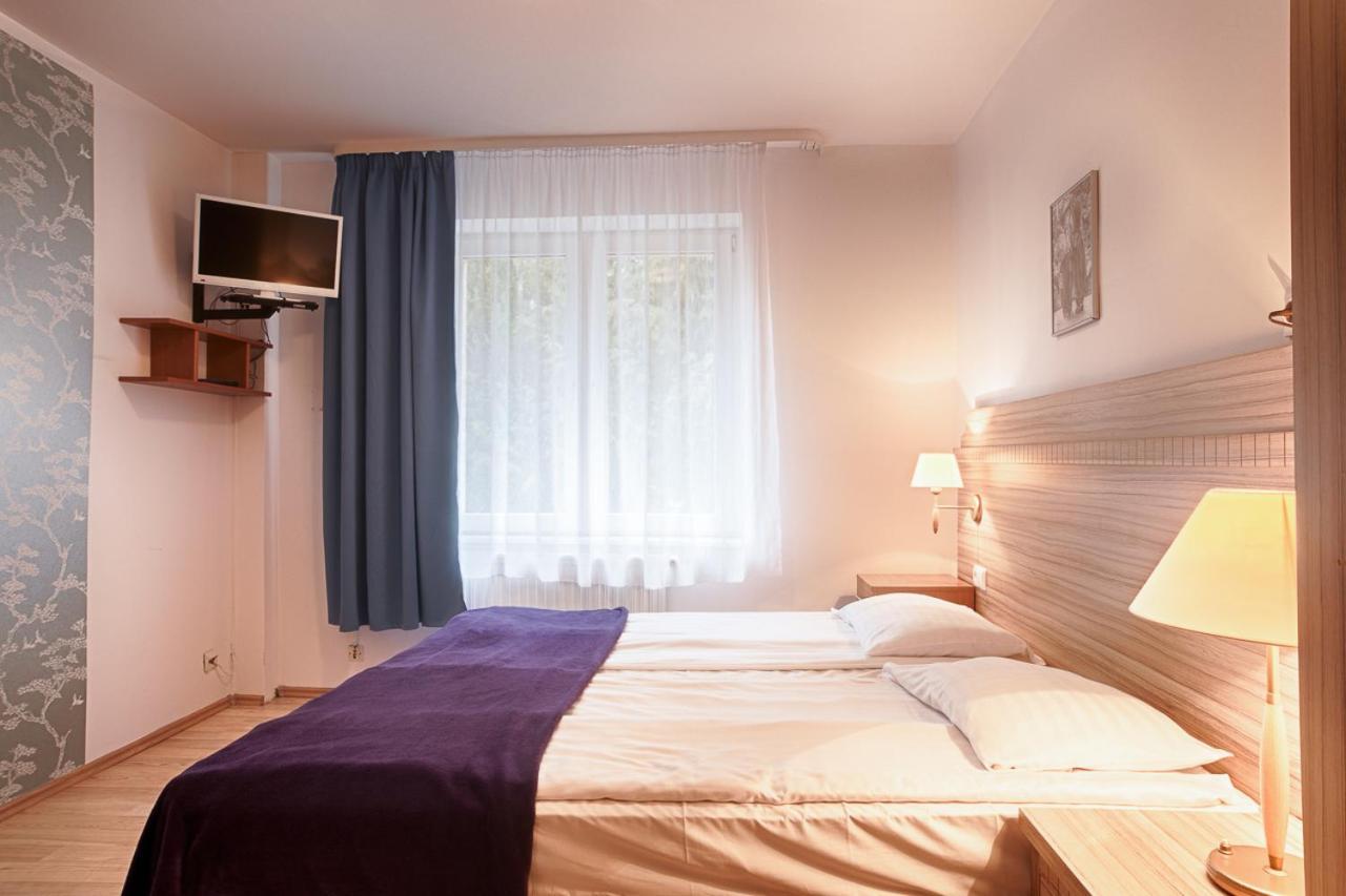Pod Arkadami Hotel Darłówko Eksteriør billede