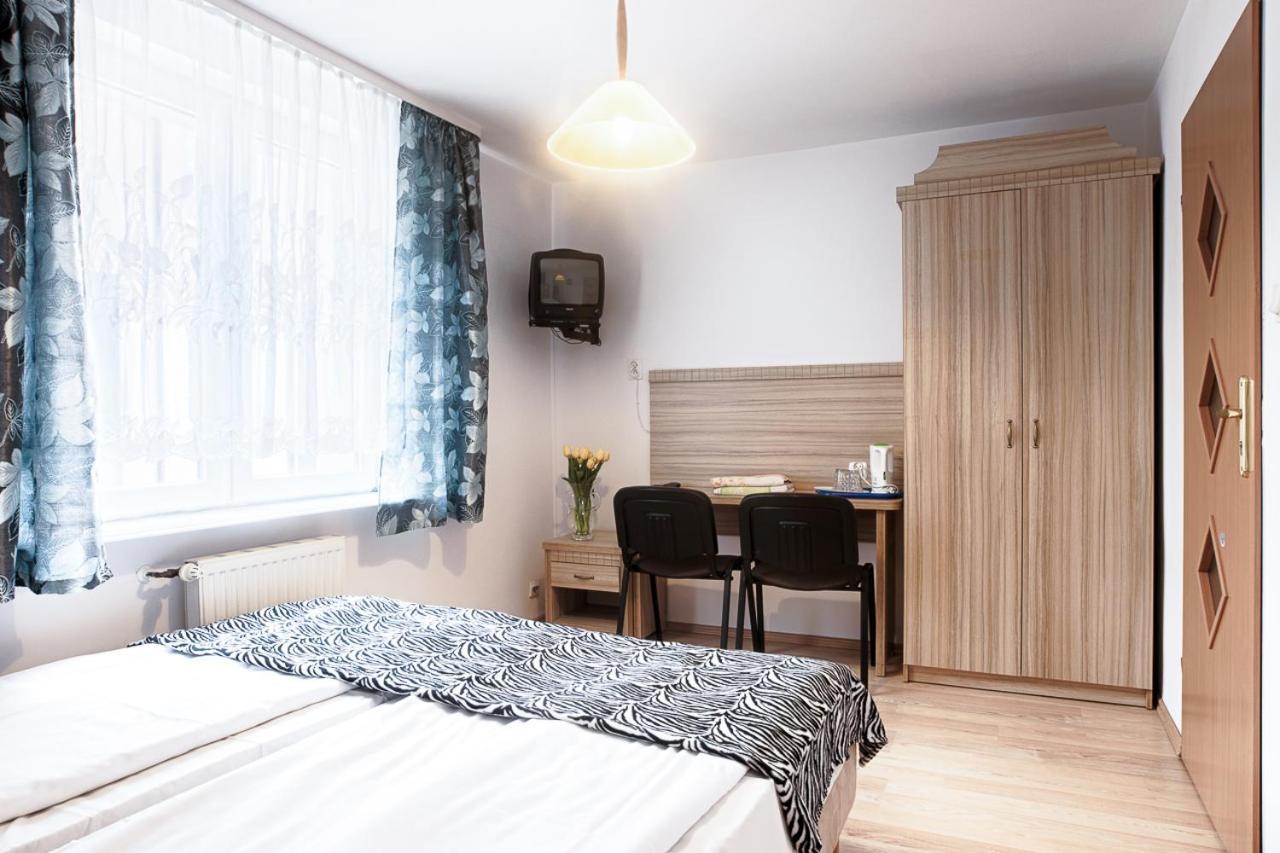 Pod Arkadami Hotel Darłówko Eksteriør billede